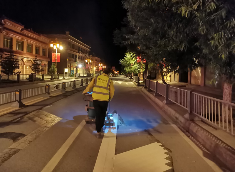 道路交通標線施工